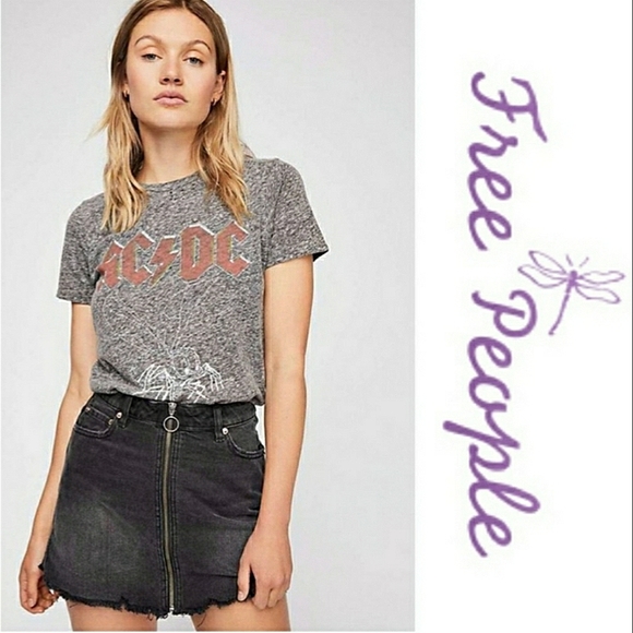 Like New Free People We The Free Faded Black Denim Mini Skirt - Size 29 - Picture 1 of 9